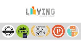 Liiiving in Porto- Clérigos Boutique Apartments